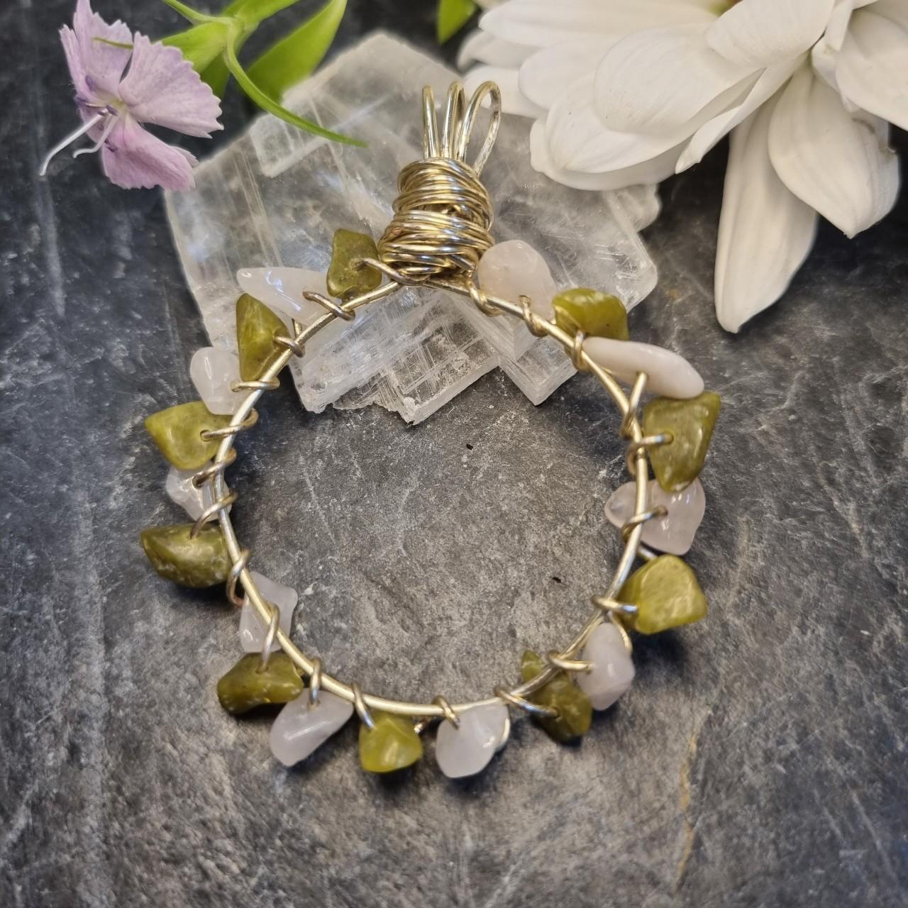 🌷 Peridot & Rose Quartz Pendant 🌷 Silver Plated... Depop