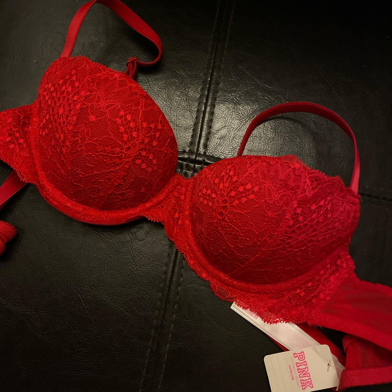Red lacey Victoria's Secret PINK push-up bra 😍 Never - Depop