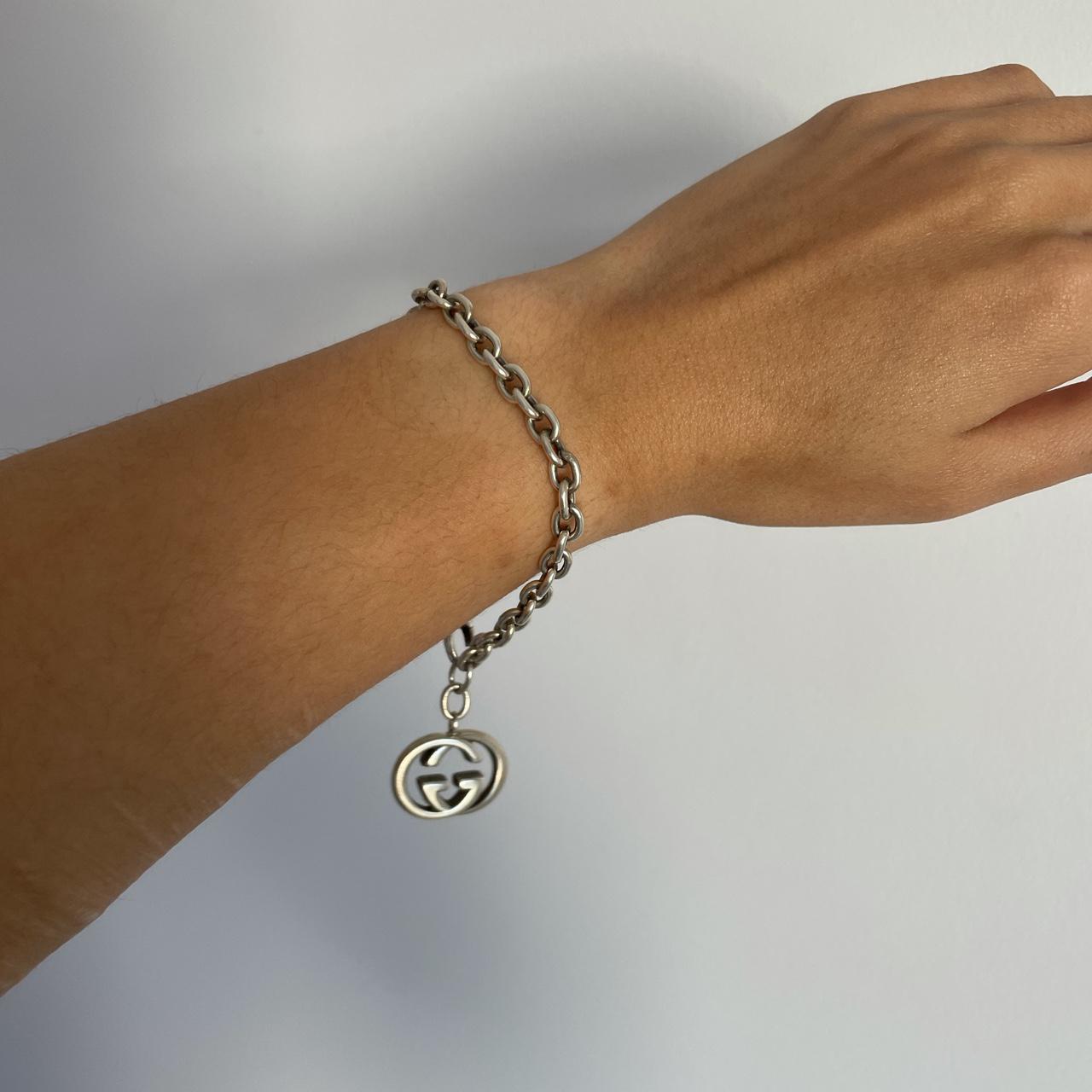 Gucci britt silver deals double g bracelet