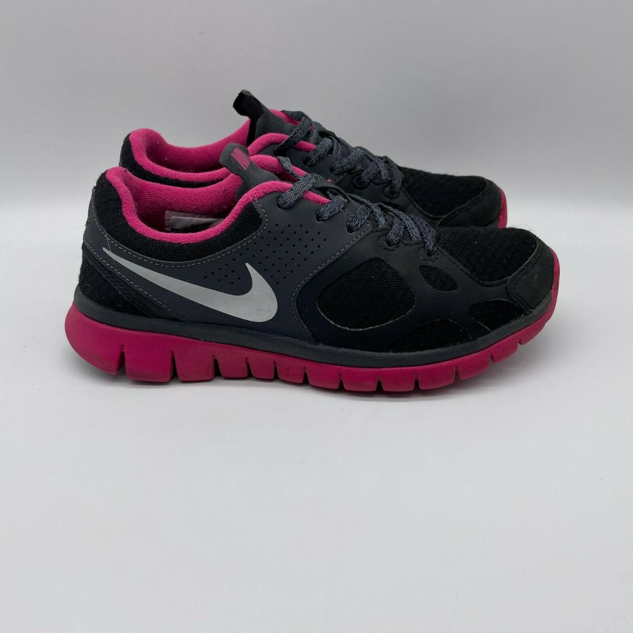 Nike Flex Women's Running Shoes... - Depop