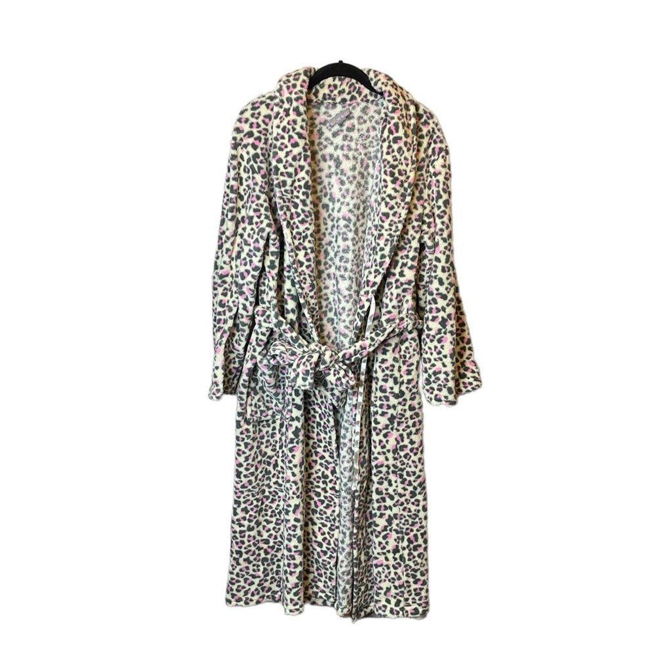 Willow Wear Cheetah Print Robe with Tie Medium Depop