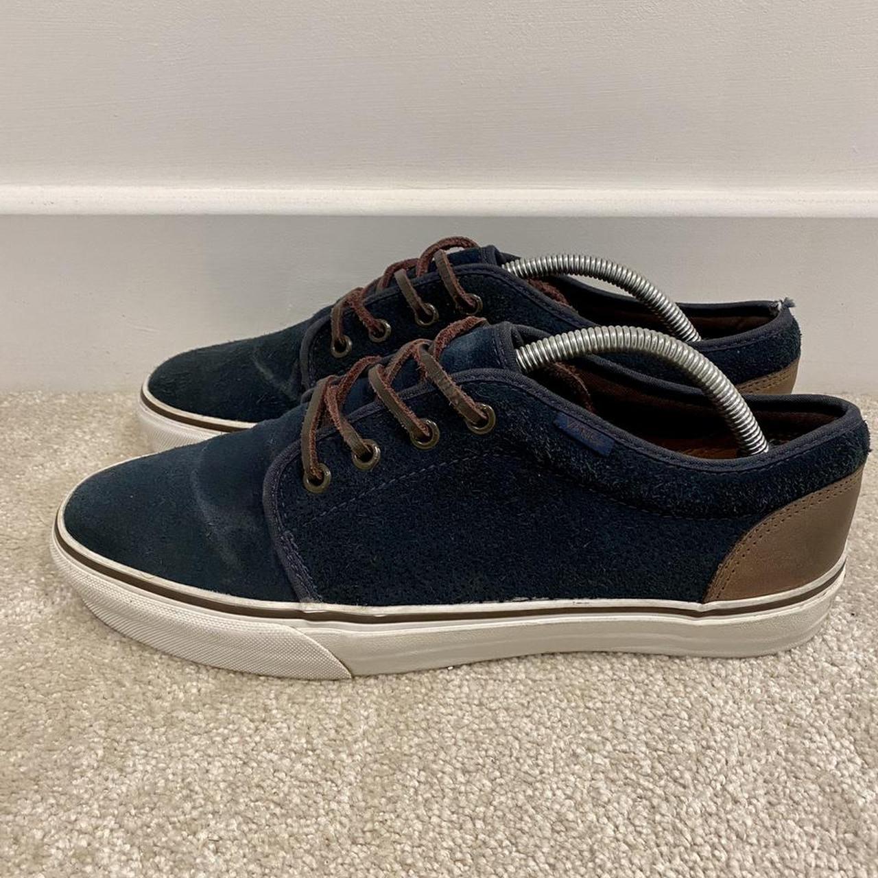 leather vans chukka low