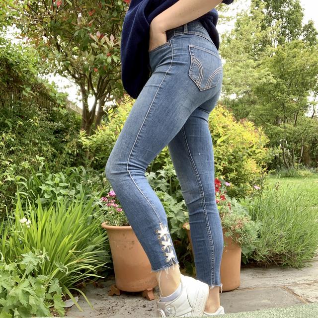 Hollister Super Skinny High Rise Jeans. #denim