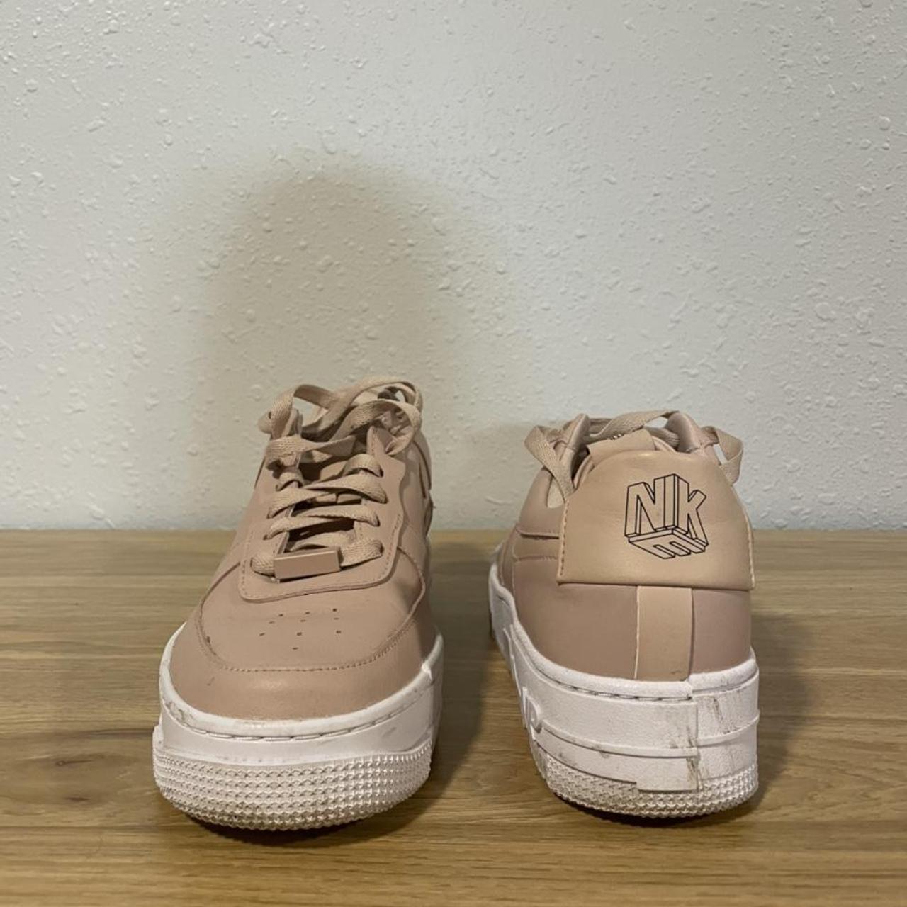 nike air force 1 womens size 9.5