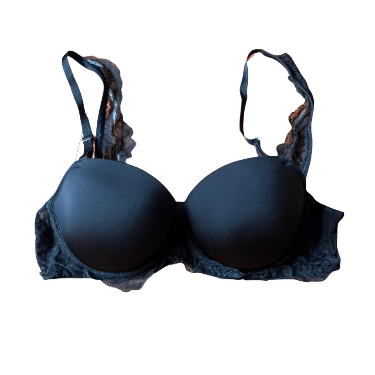Black Victoria's Secret wire bra. Partially lined. - Depop