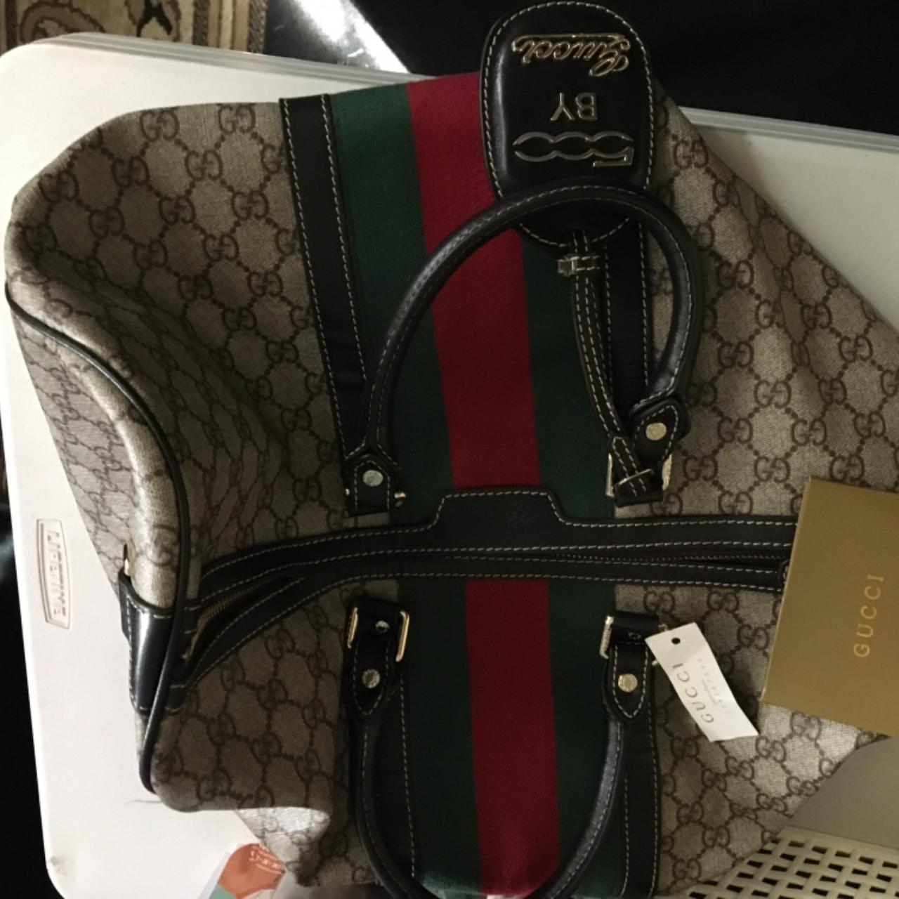 VINTAGE GUCCI DUFFLE BAG Gently Used! Perfect - Depop