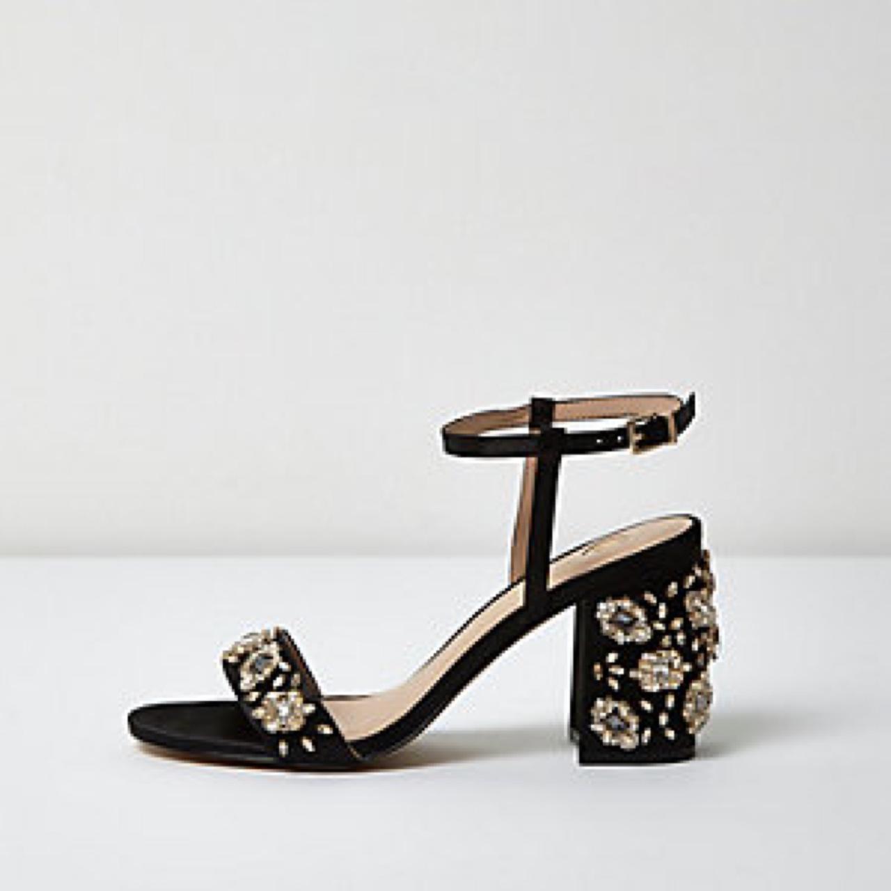 Block heel hotsell sandals river island