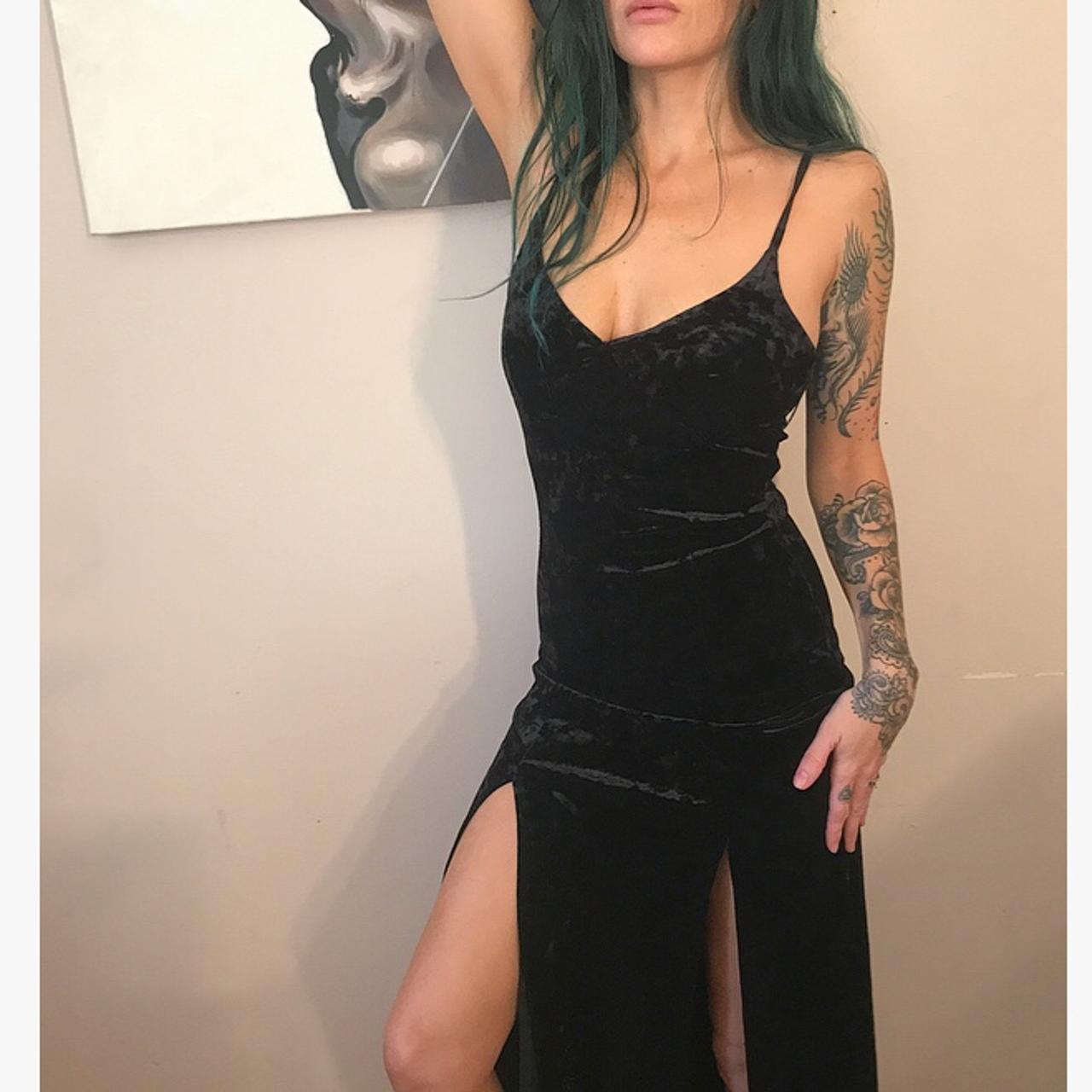 Black velvet outlet dress forever 21