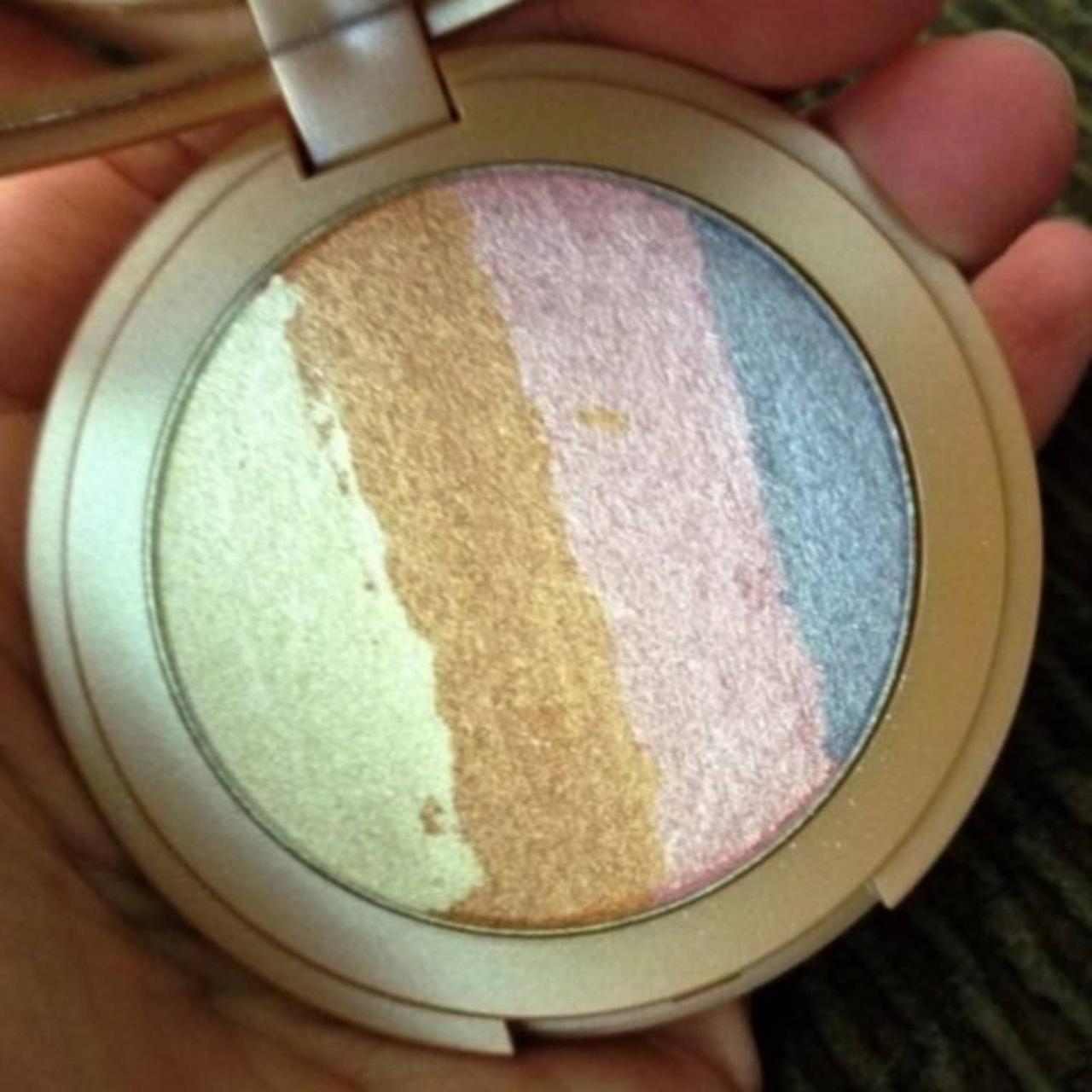 Product Image 1 - TARTE Rainbow Highlighter Spellbound Glow.

Never
