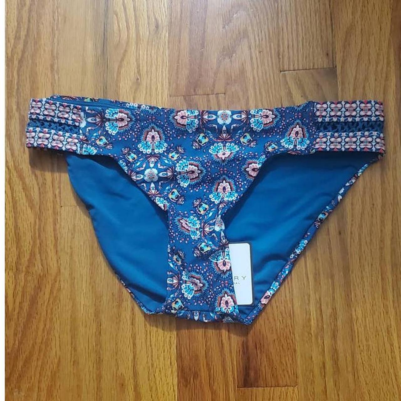 Laundry by Shelli Segal Women's multi Depop