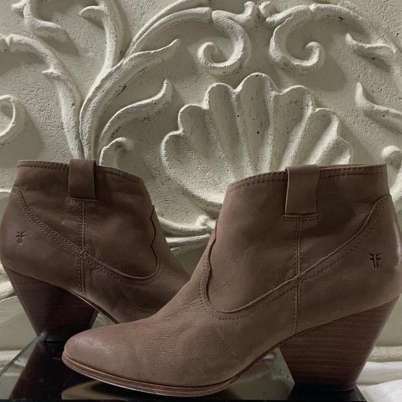 frye reina leather bootie