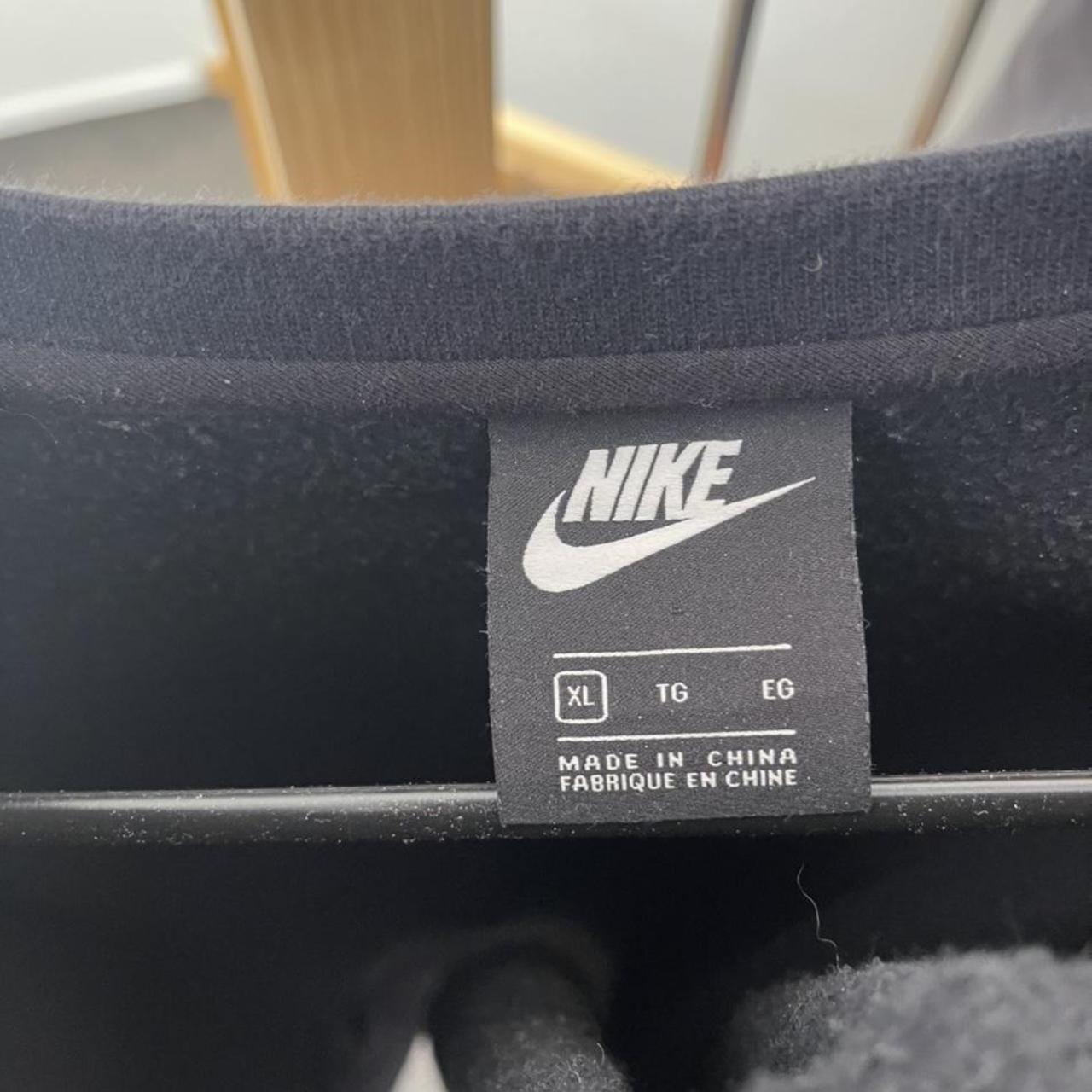 oversized jumper nike