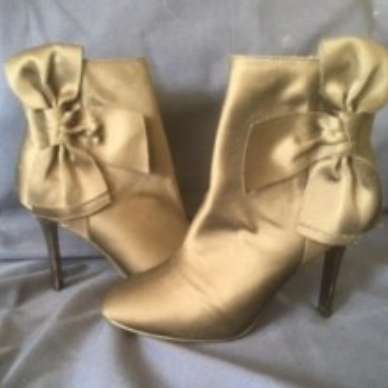 m and s black ankle boots