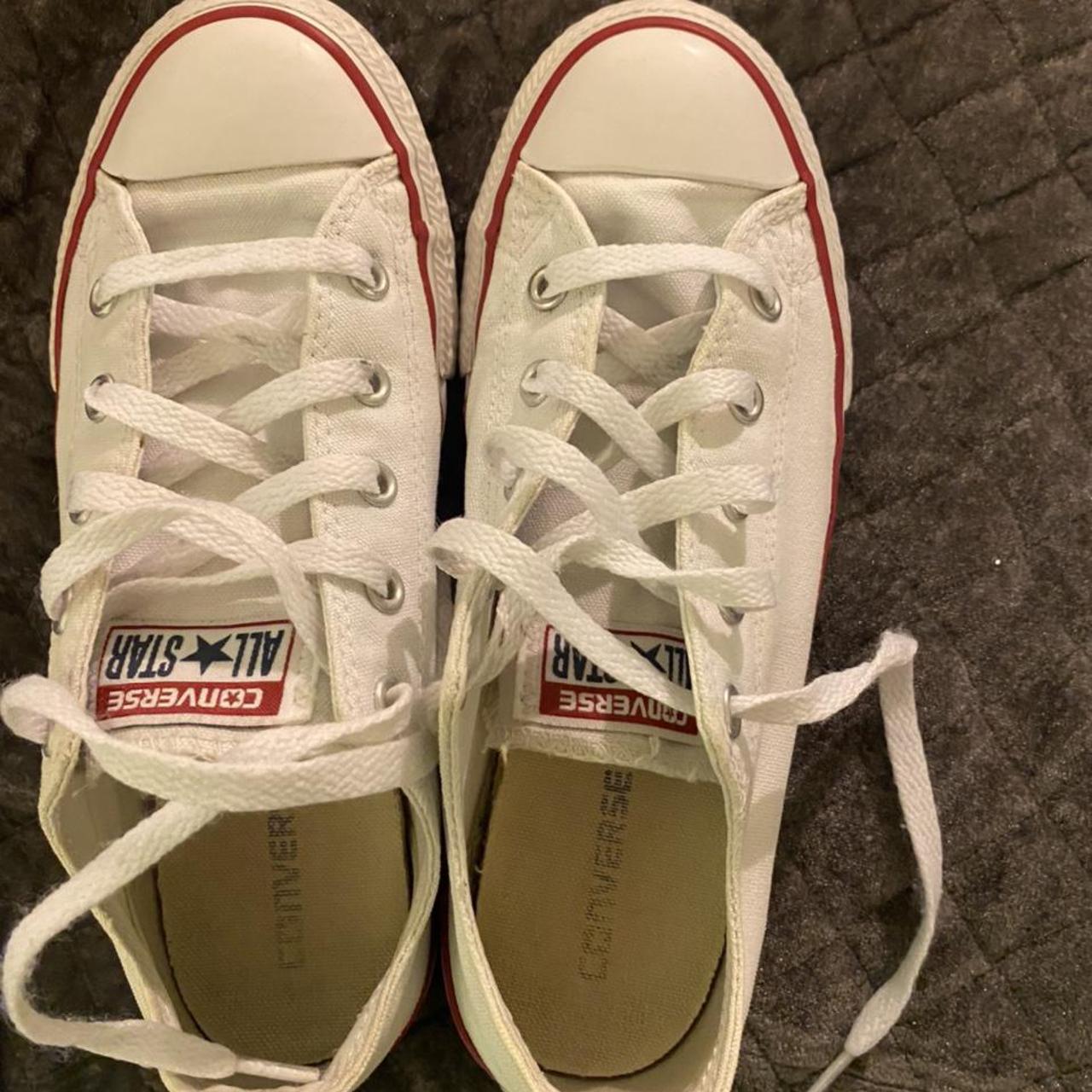 white converse size 2.5