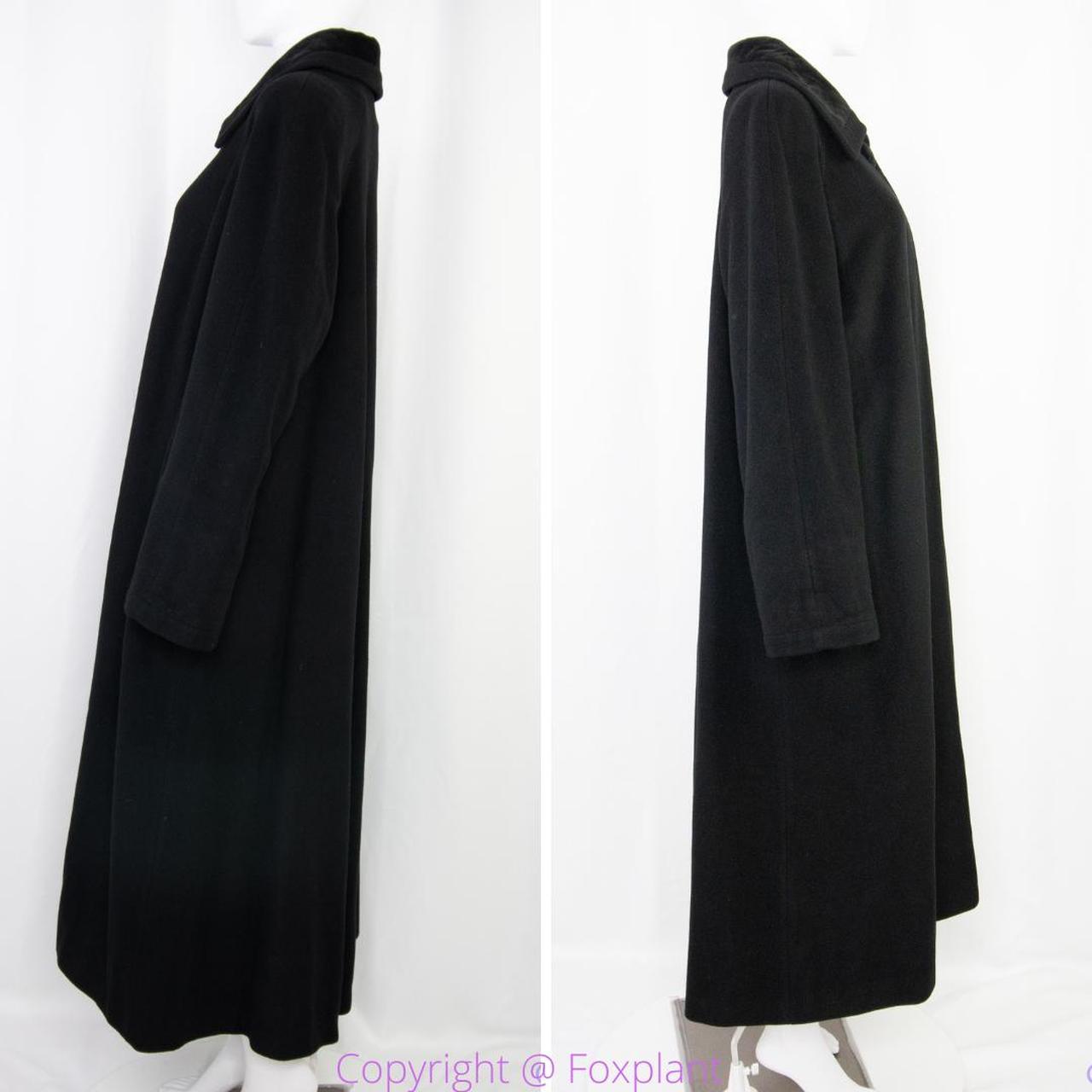 Regency Cashmere swing full length coat by Neiman... - Depop