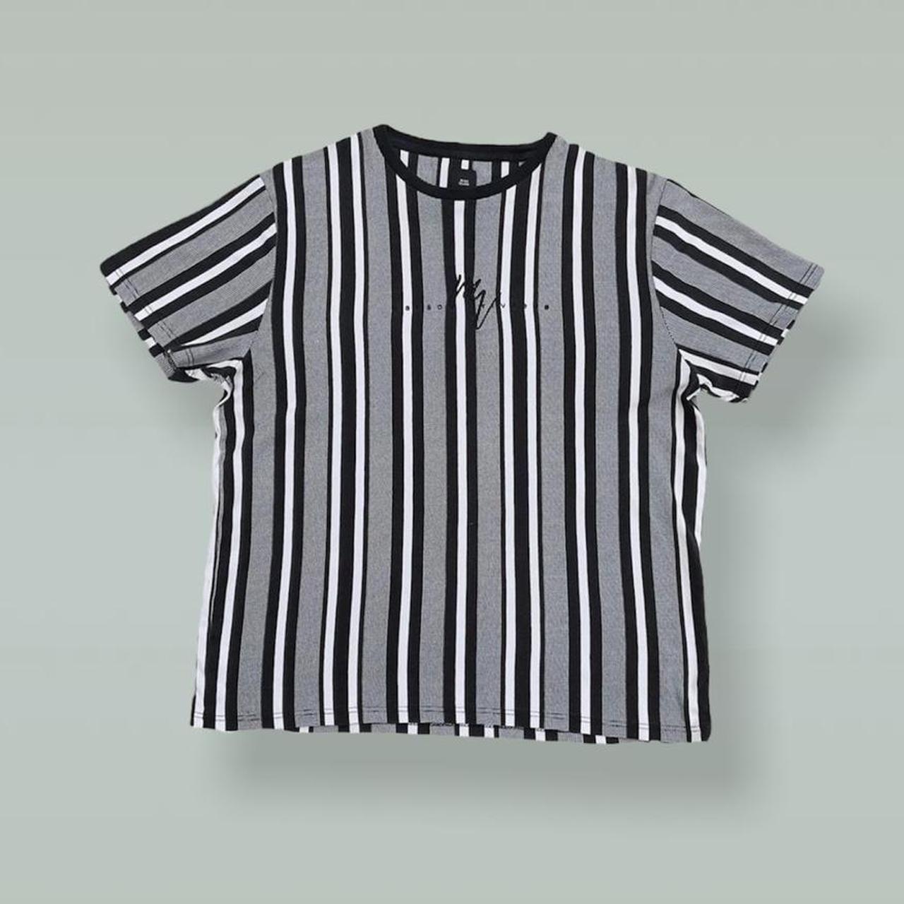 River Island T Shirt Stock Id LF1142 Size Large... Depop