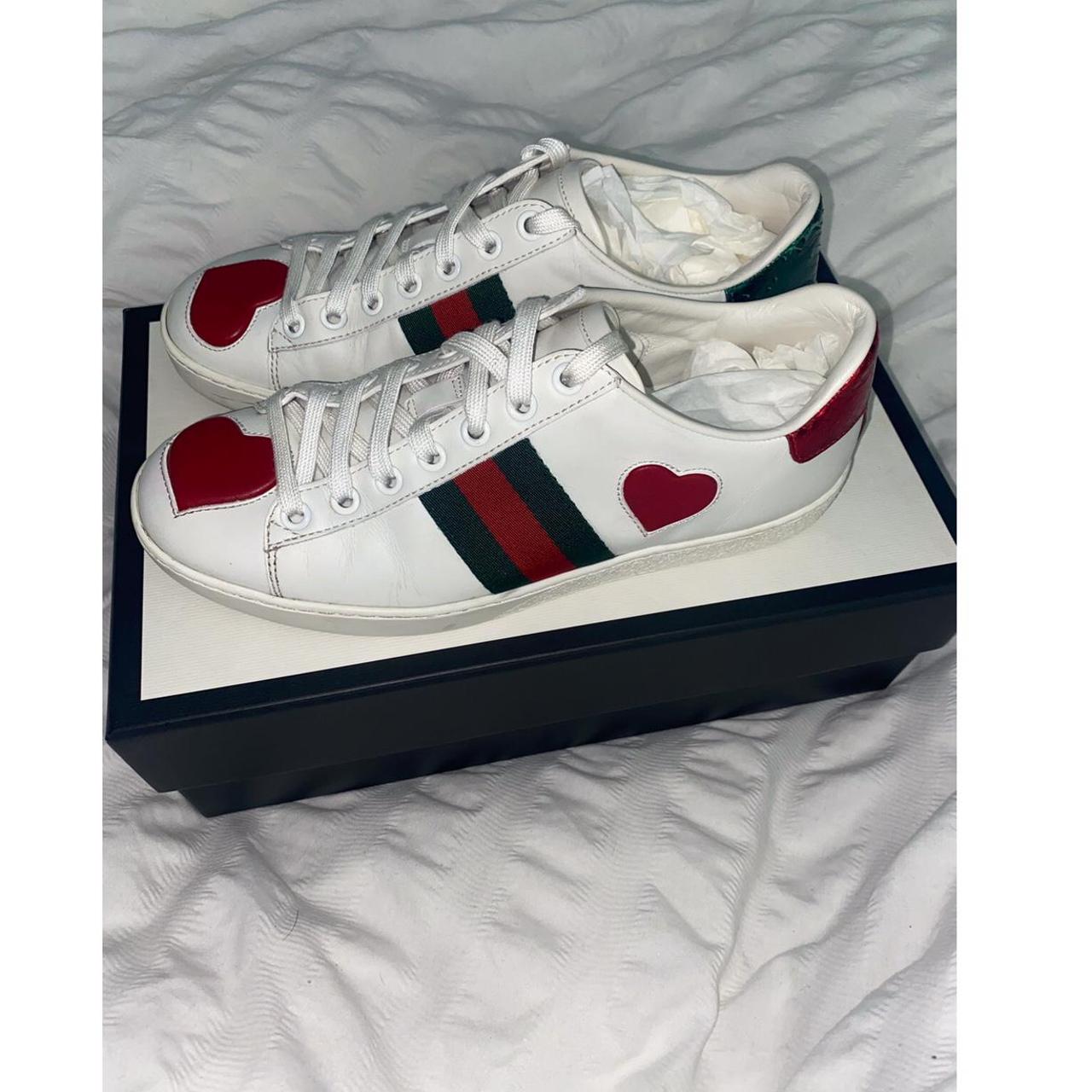 Gucci hot sale heart trainers