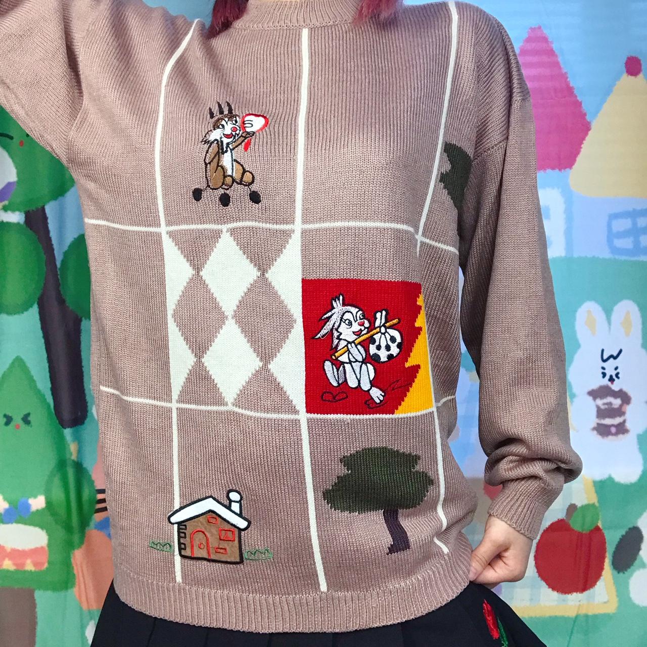 Beautiful 😻 vintage Embroidered/appliqué jumper with... Depop