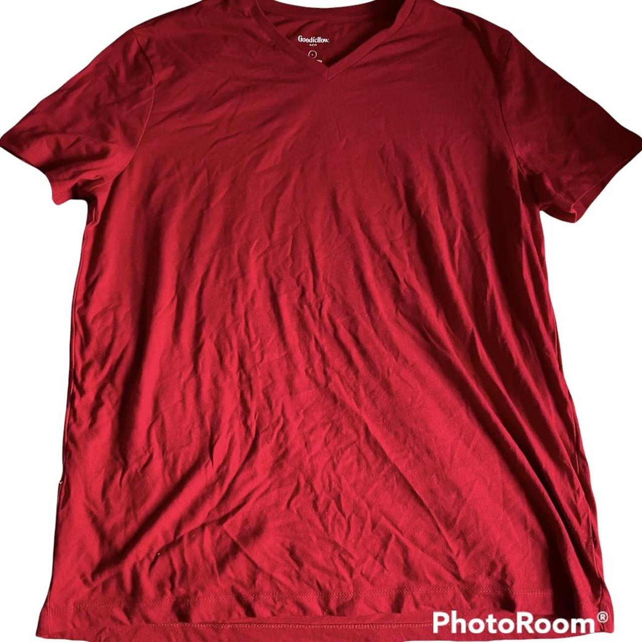 red v-neck t shirt size L no flaws - Depop