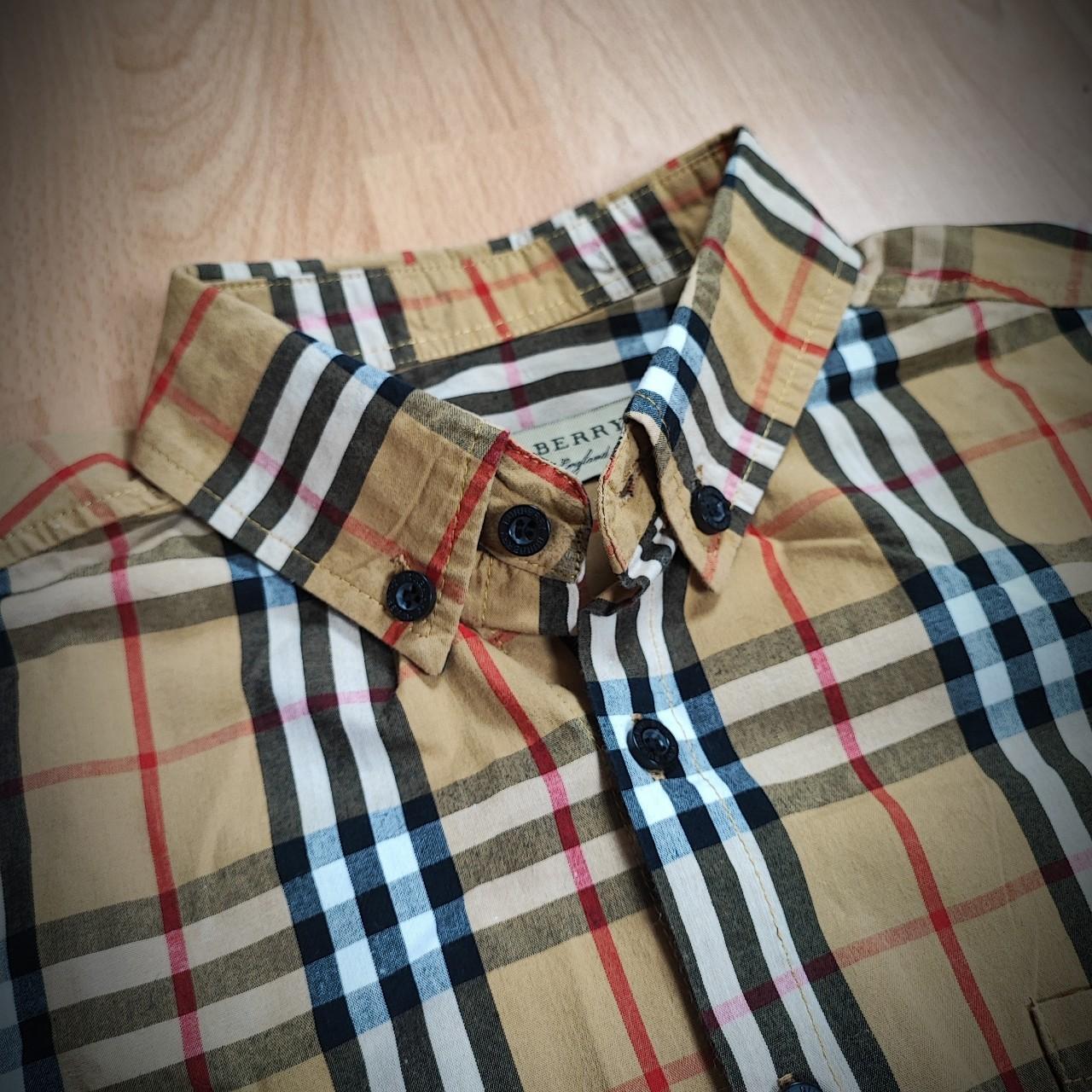 depop burberry shirt