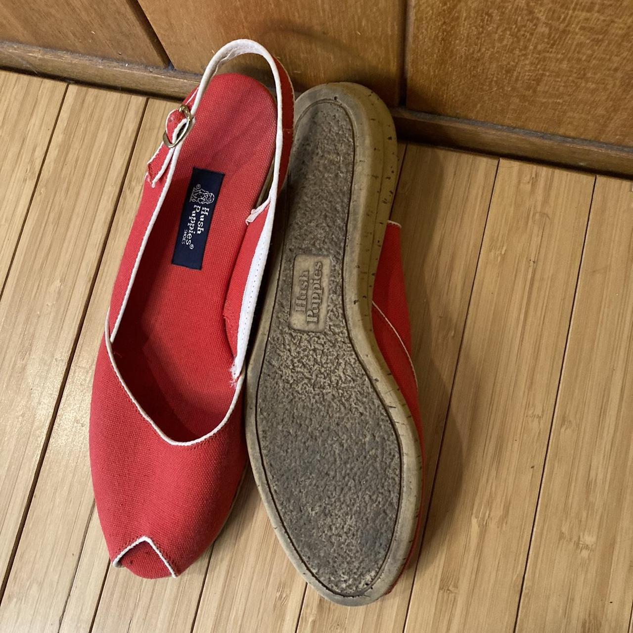 Vintage 70s Hush Puppies Adorable red canvas... Depop
