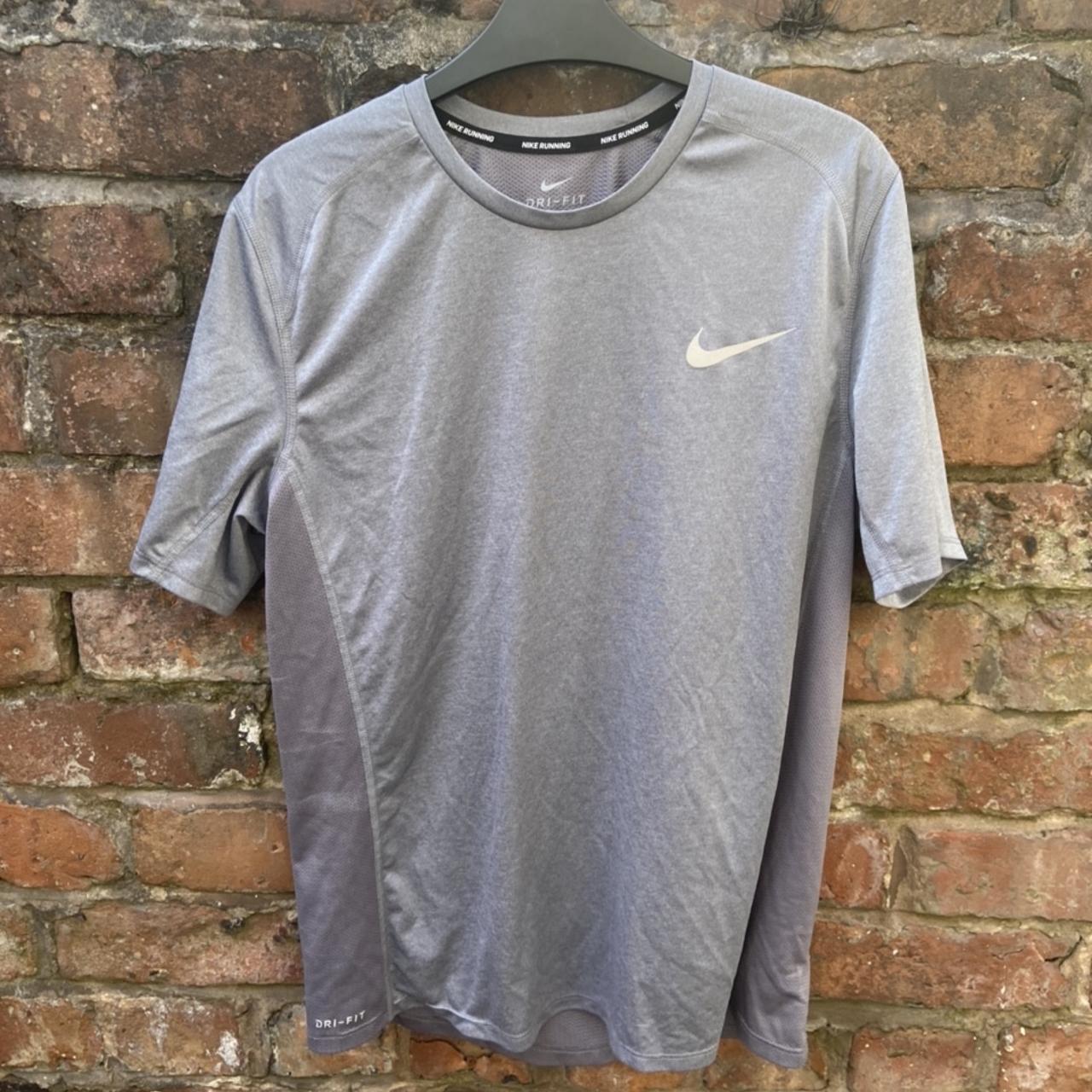 haak canvas Een zekere Nike Men's T-shirt | Depop
