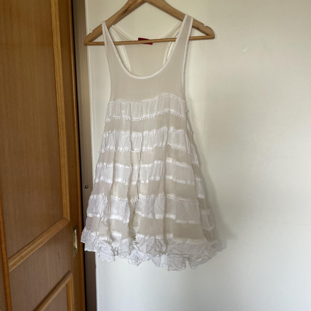 Tigerlily white dress, size 8. Super flowy and... - Depop