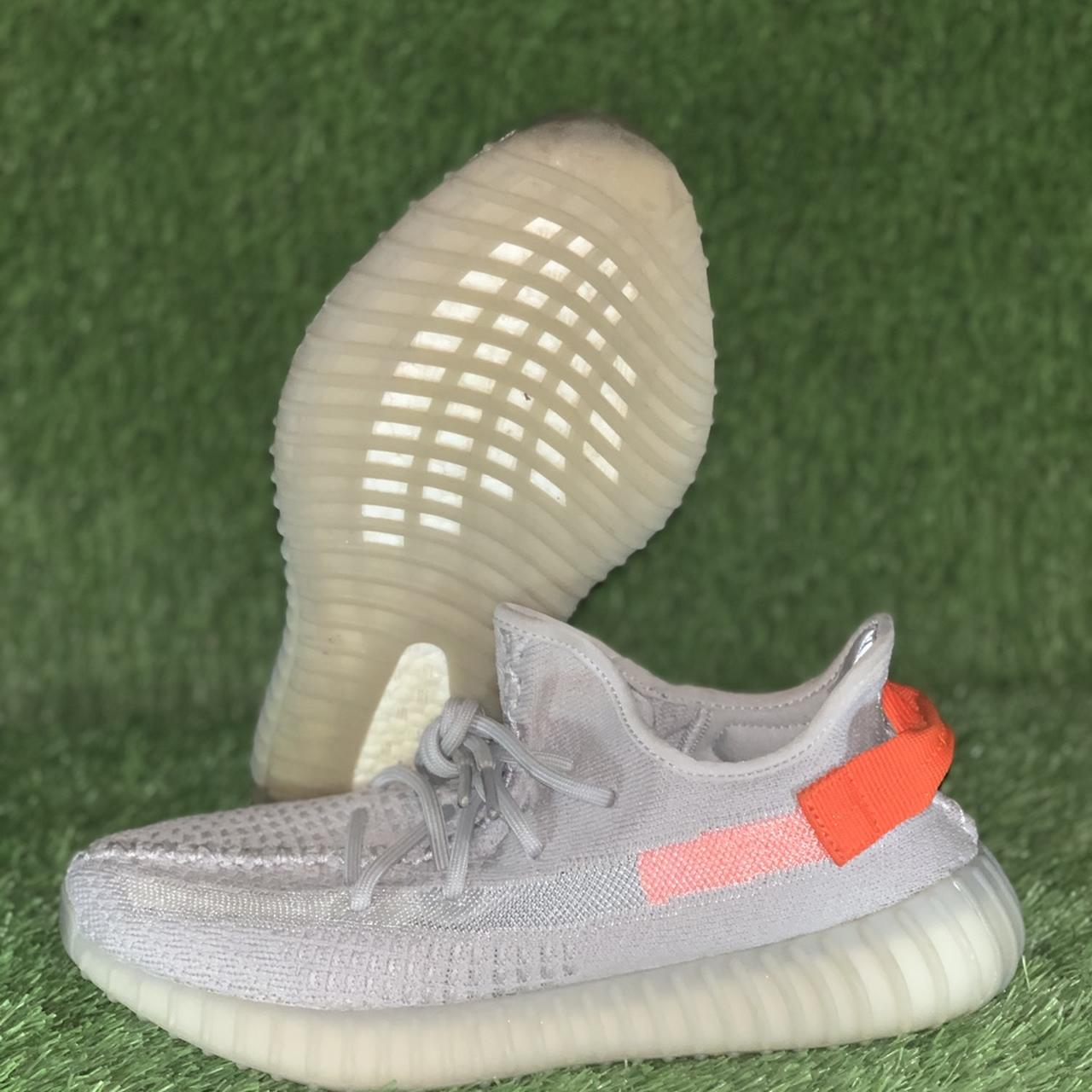 Yeezy 350 v2 “Tail light” (EU), Size VNDS