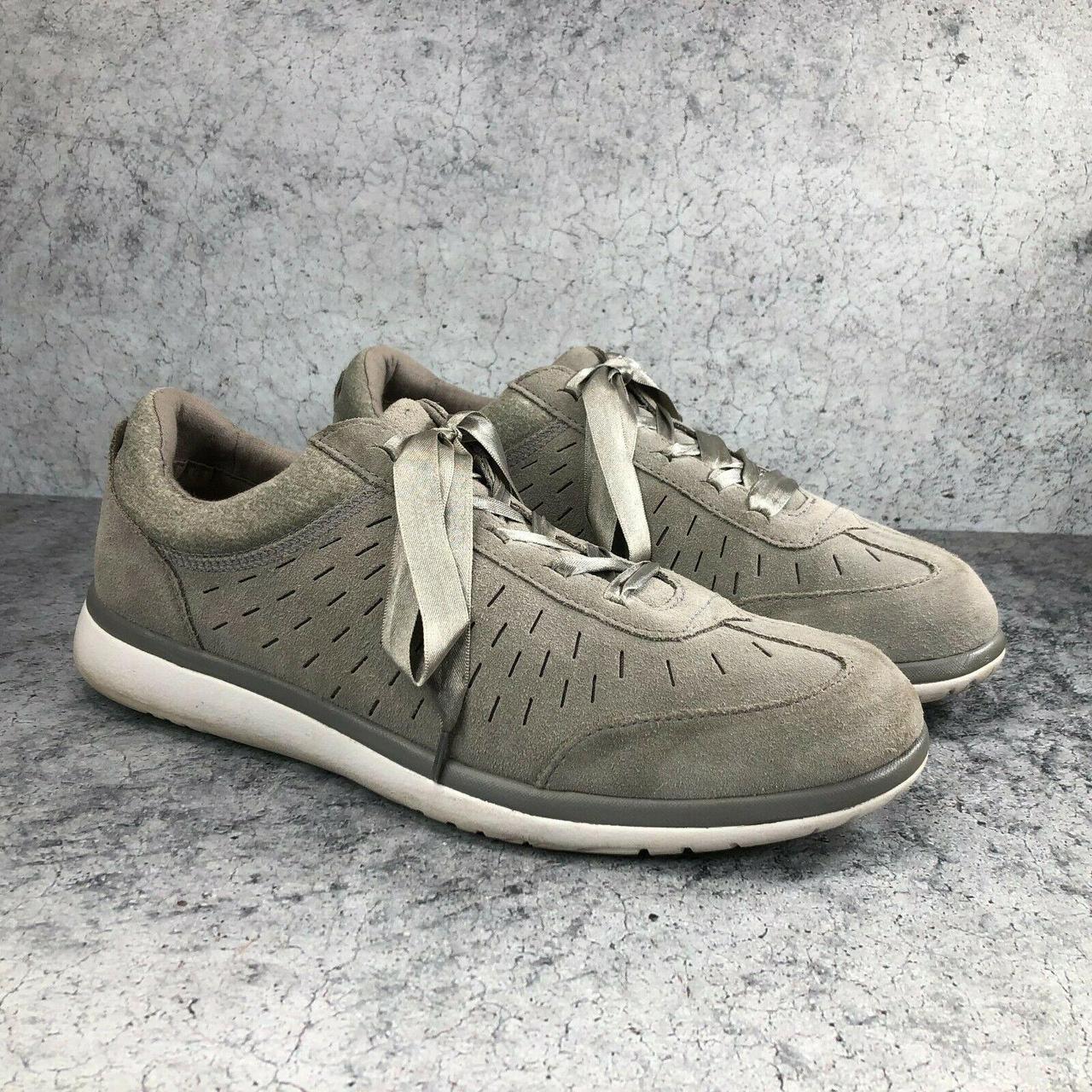 ugg victoria sneaker