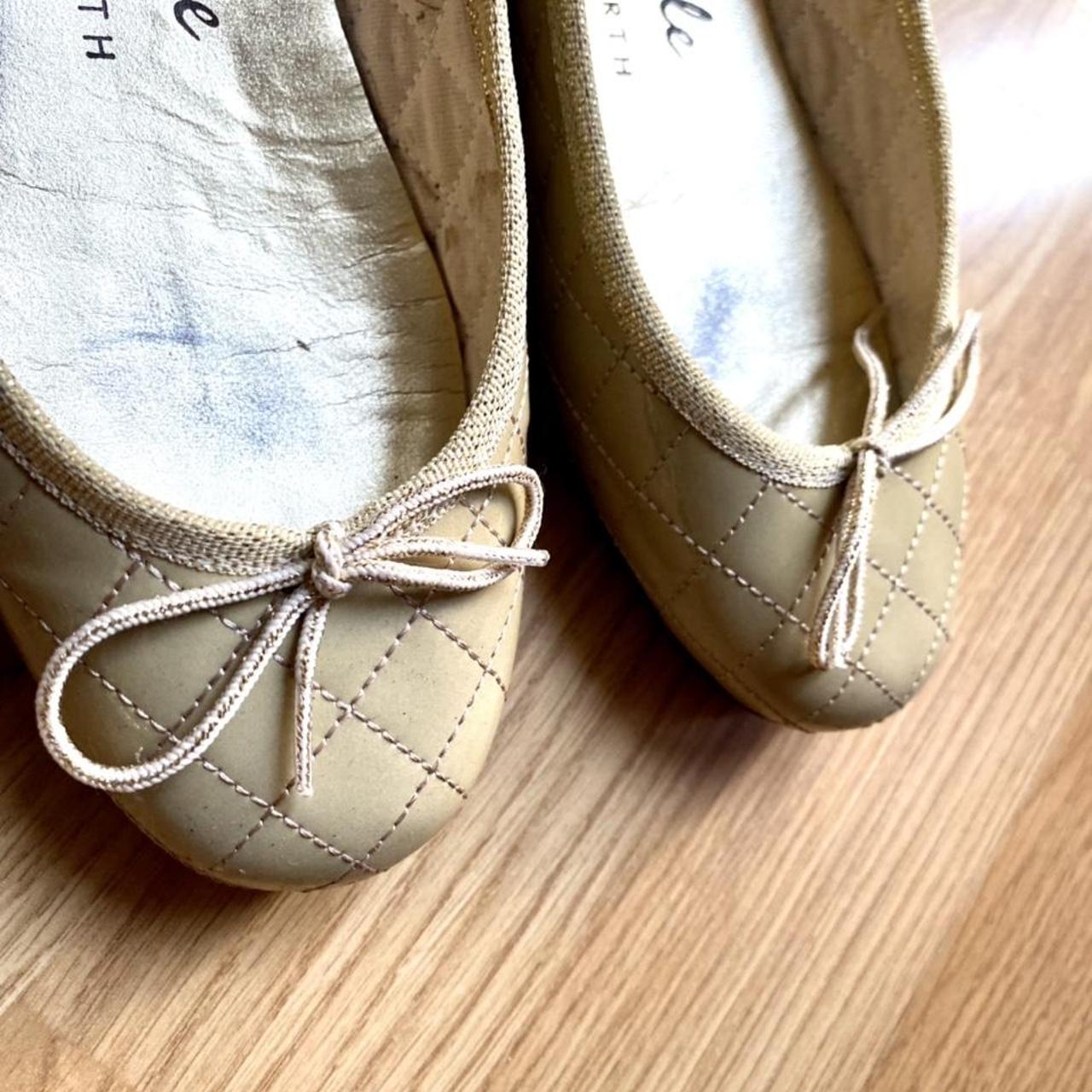 Beautiful Gold French Sole Ballet Pumps. Hardly worn... - Depop