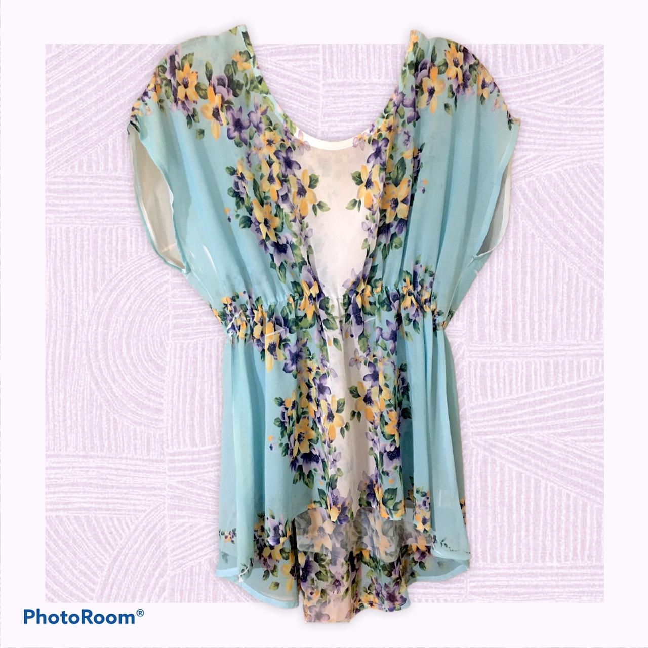 beautiful floral top that can also be an adorable... - Depop