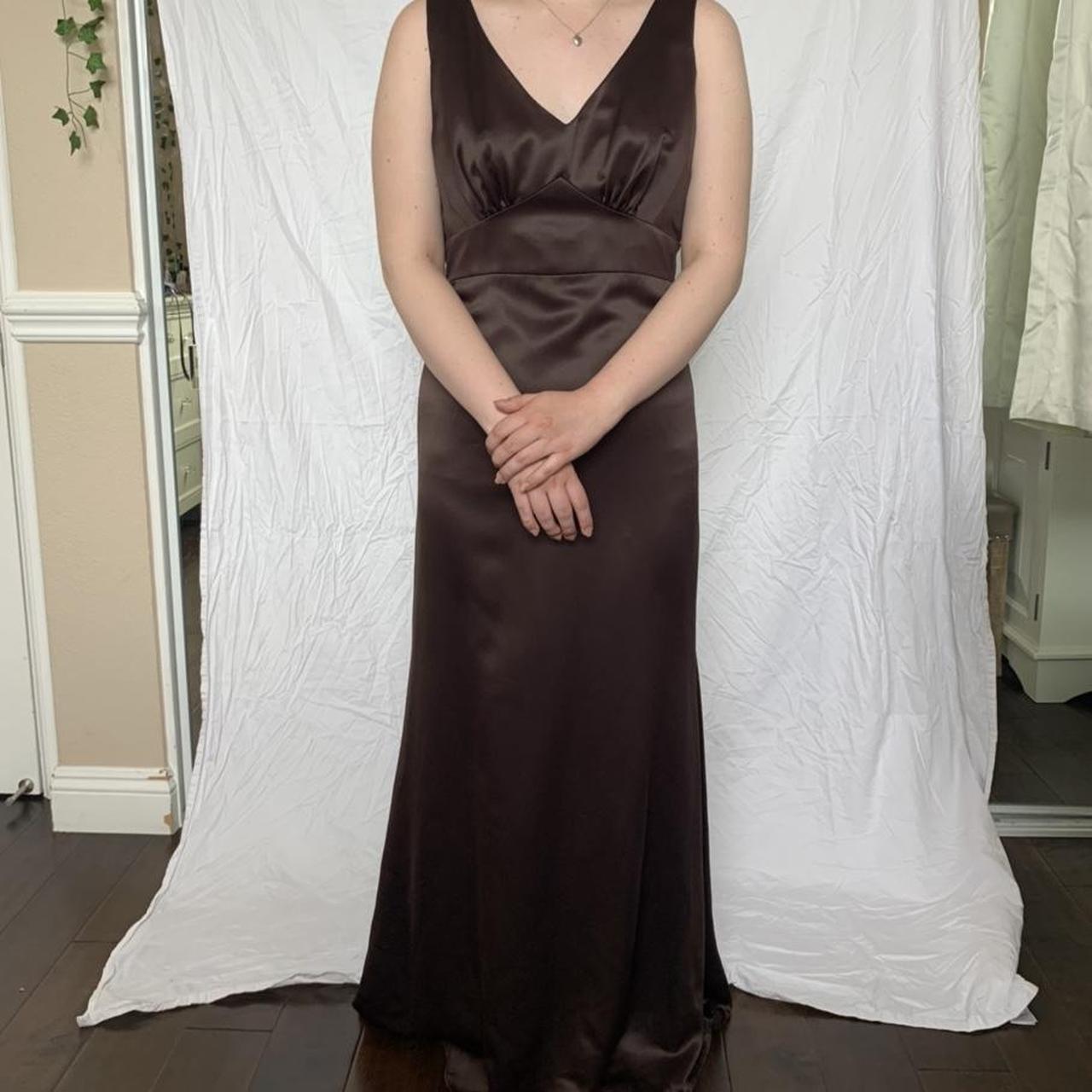 Product Image 2 - chocolate brown prom dress!!

tie in