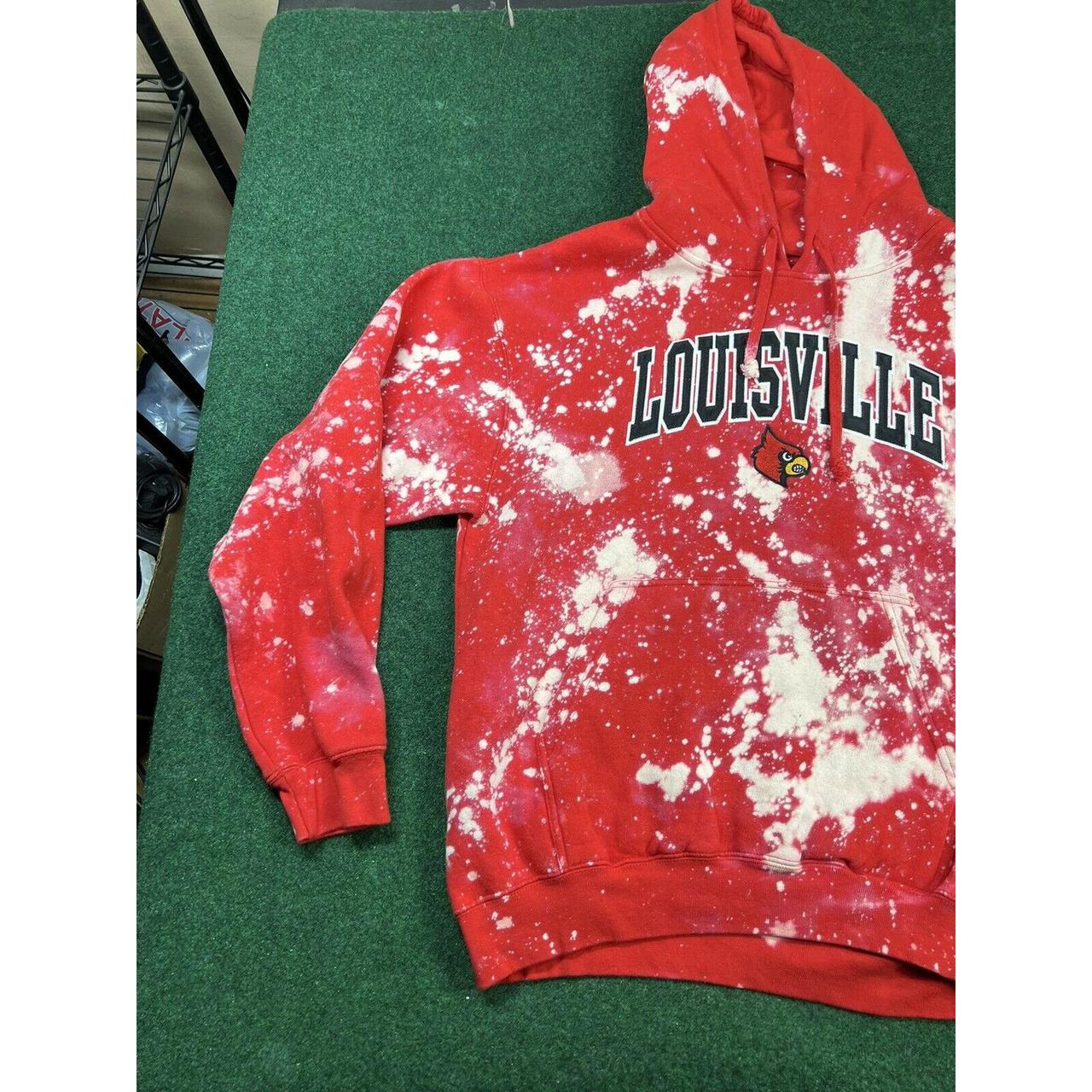 Louisville Cardinals Hoodie Size: XL - Depop