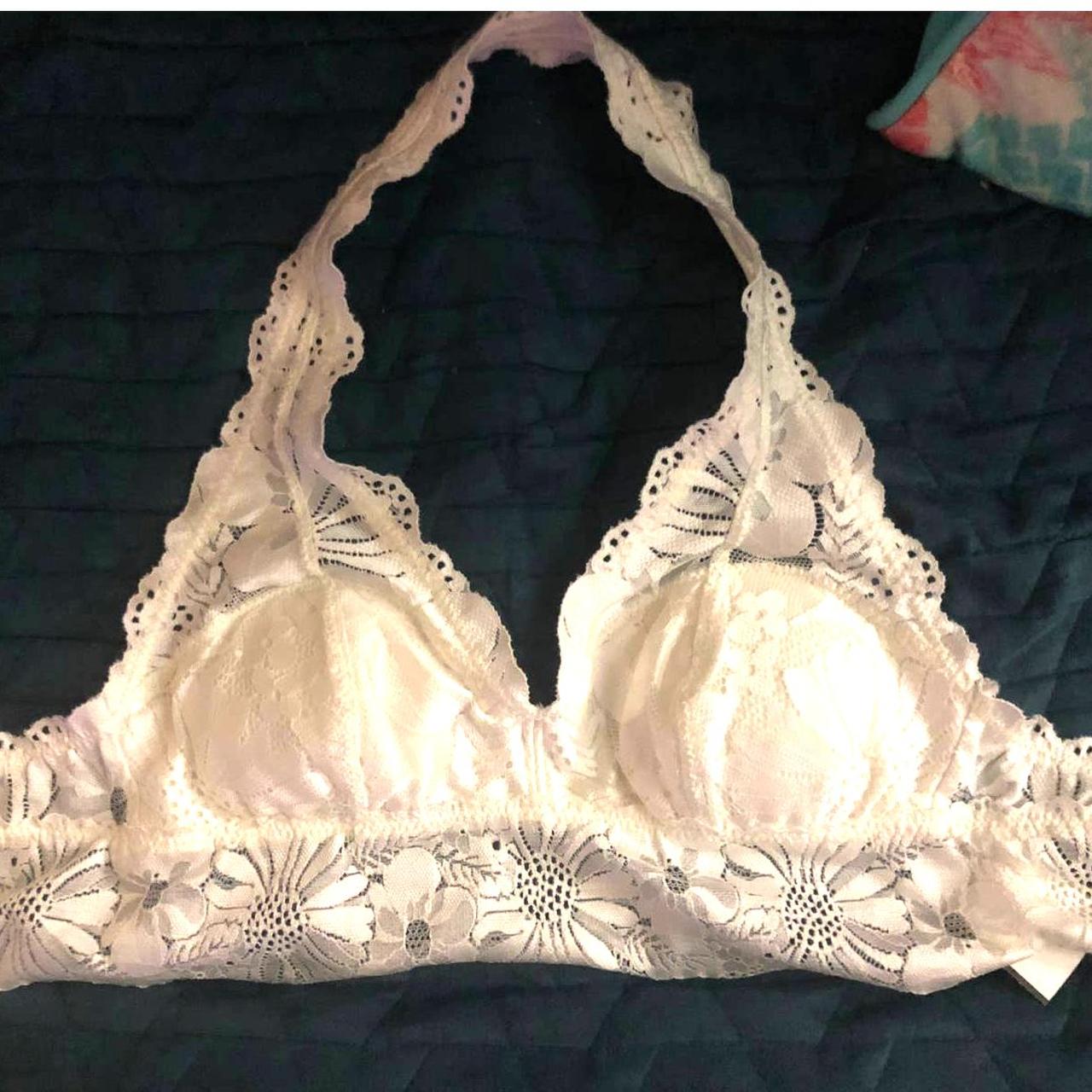 Excellent used condition aerie lace padded bra... Depop