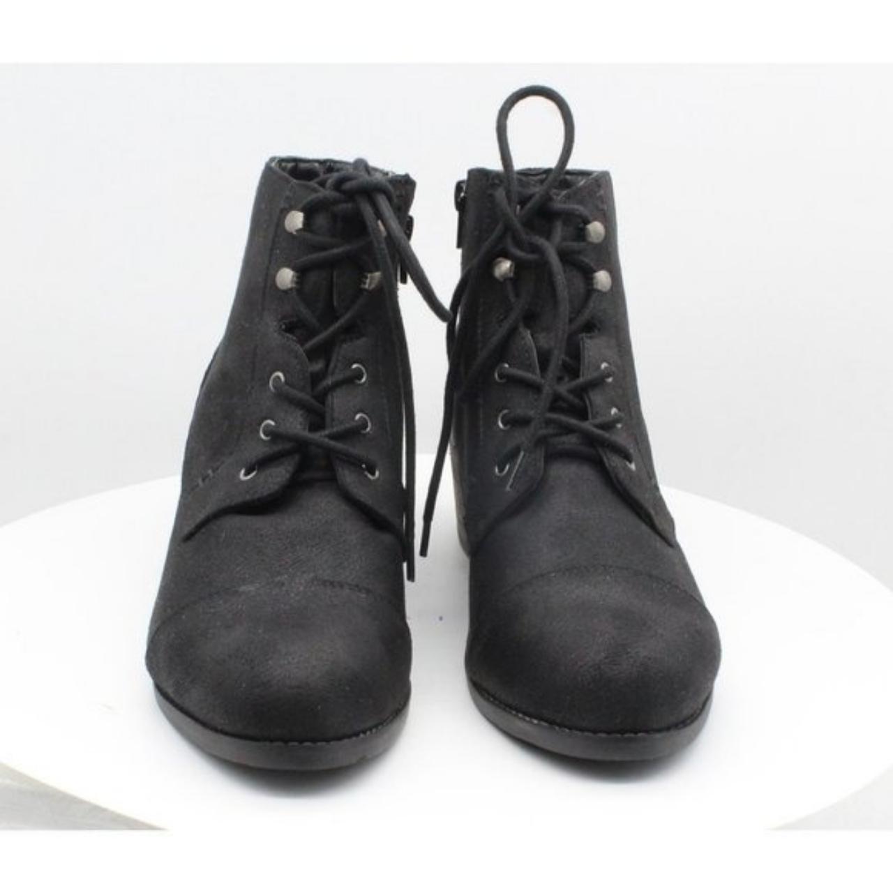 bella vita sarina lace up booties