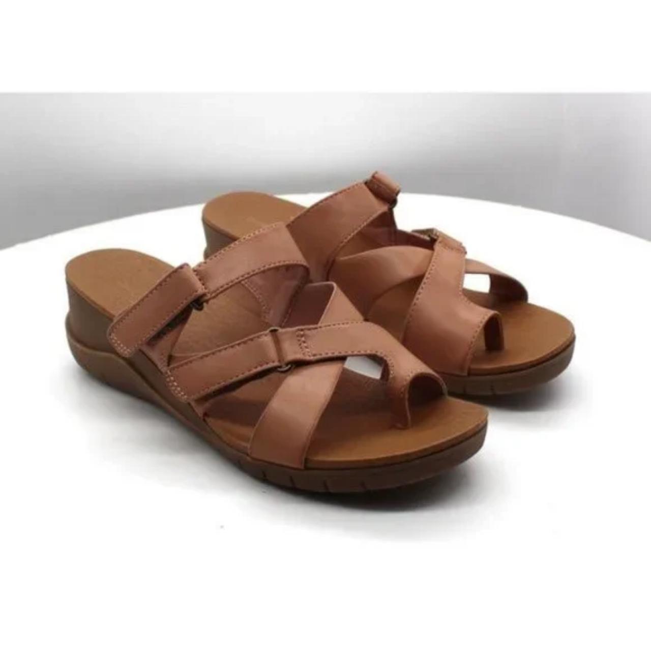 Product Image 1 - Baretraps Canice Slip-On Wedge Sandals