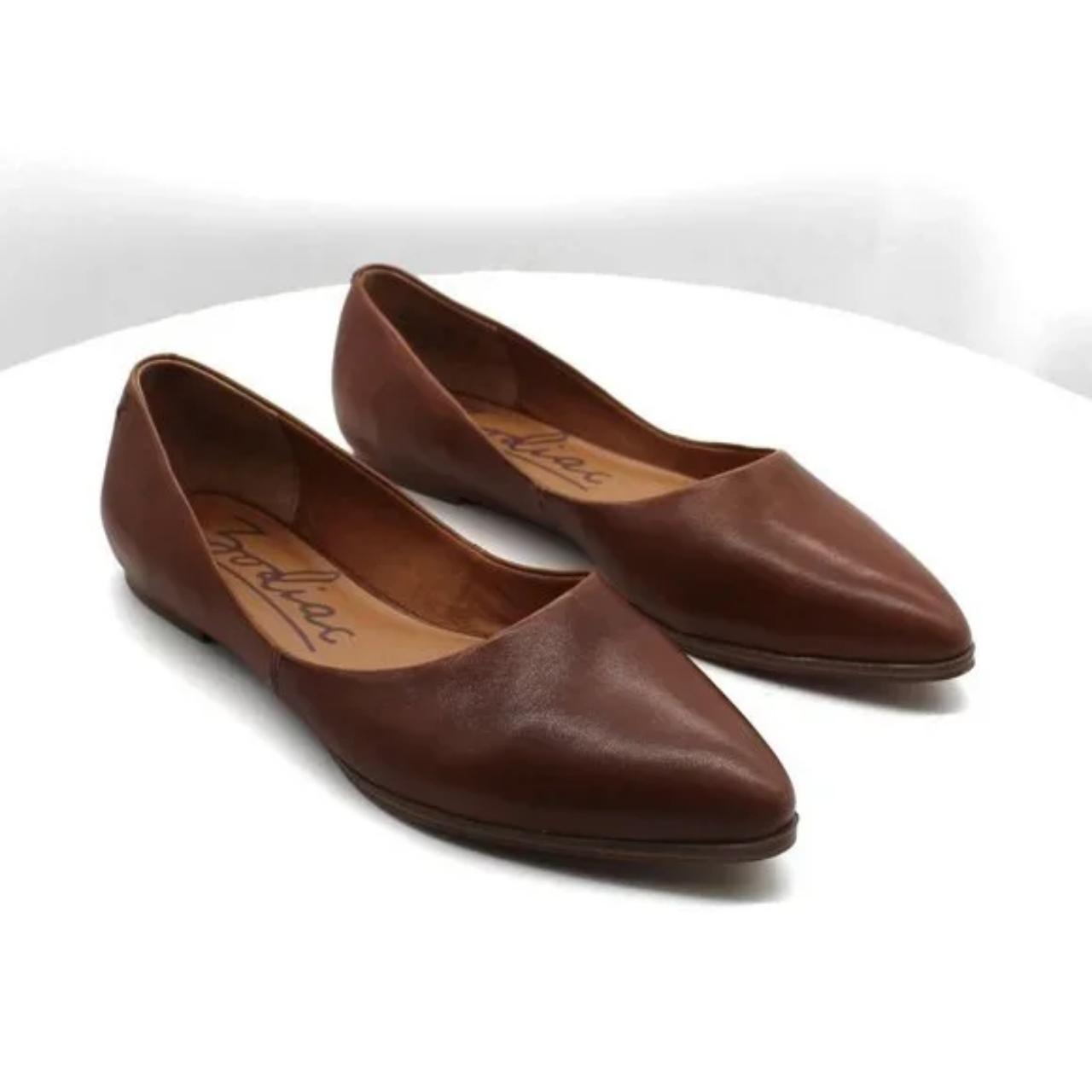 Zodiac Women's Hill Pointed Toe Flats Women's... Depop