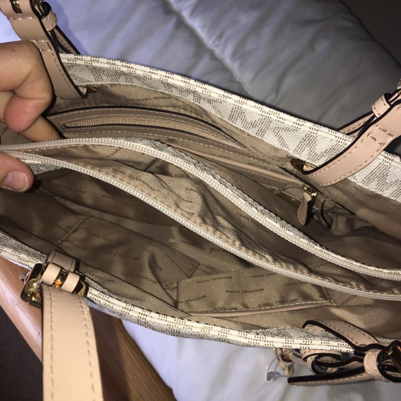 Michael Kors Hamilton bag, used only ONCE! In - Depop