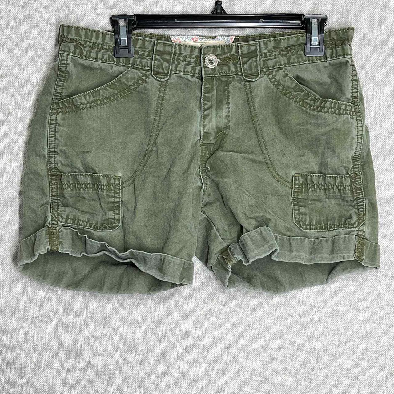 levi's flat front shorts