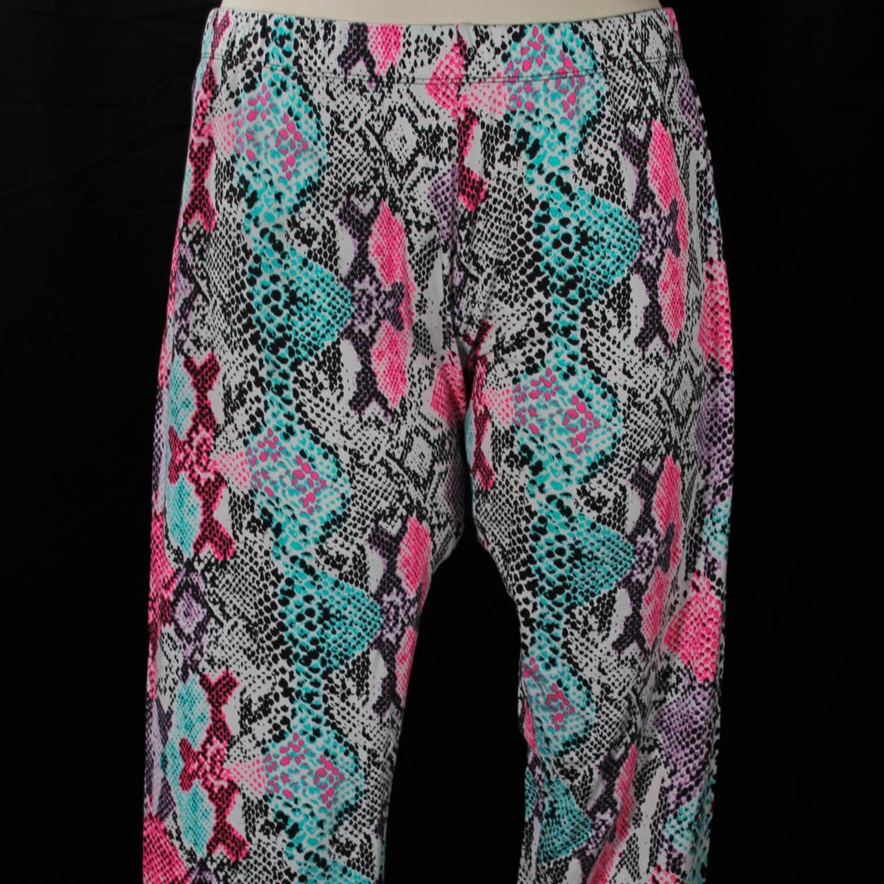 Looking for an edgy pastel goth rocker look? These... - Depop