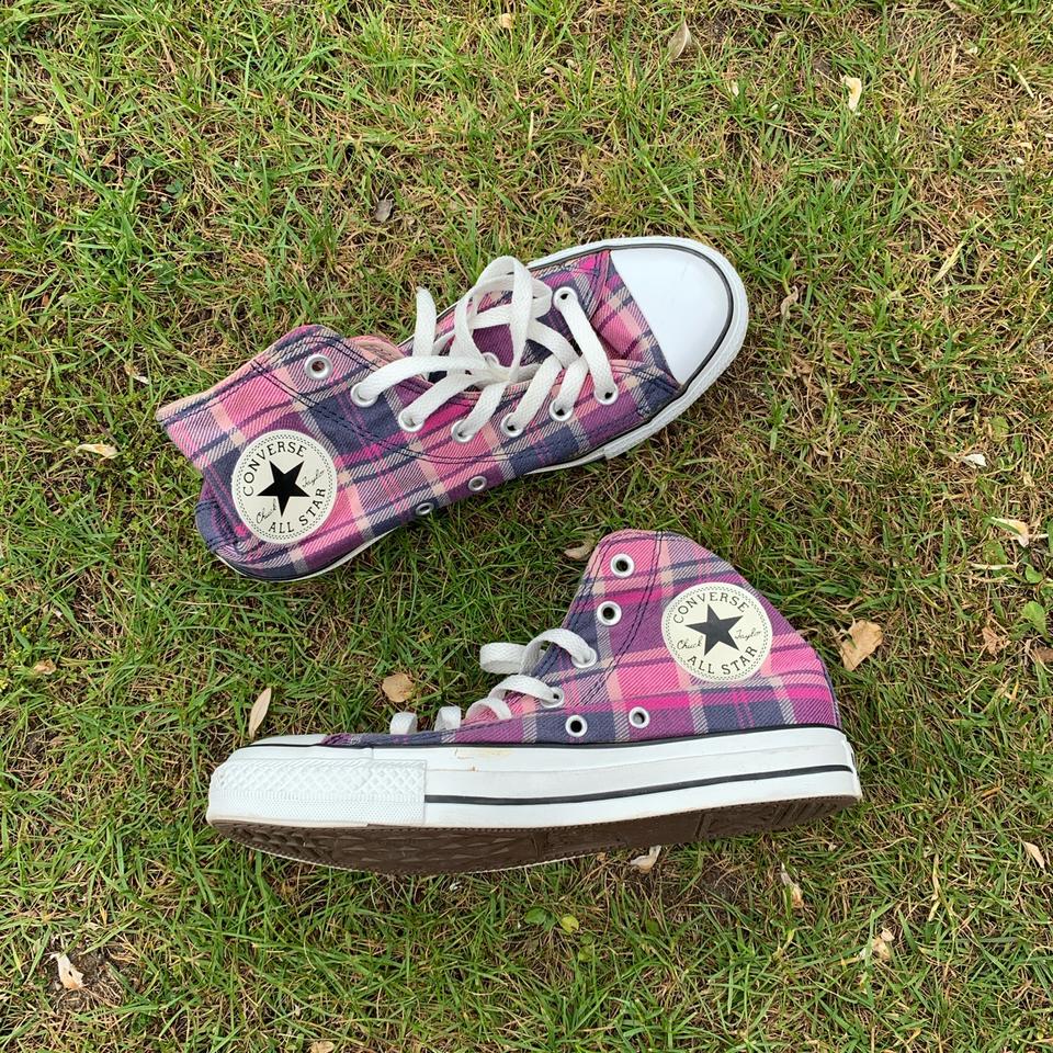 Pink plaid converse online