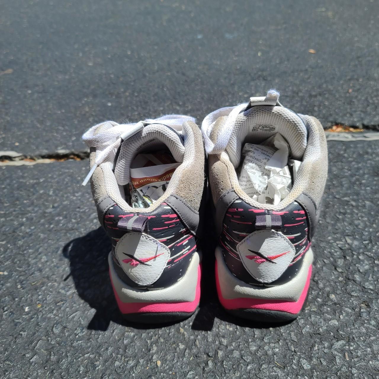Kamikaze 2 Breast Cancer Awareness M44637 Size. Depop