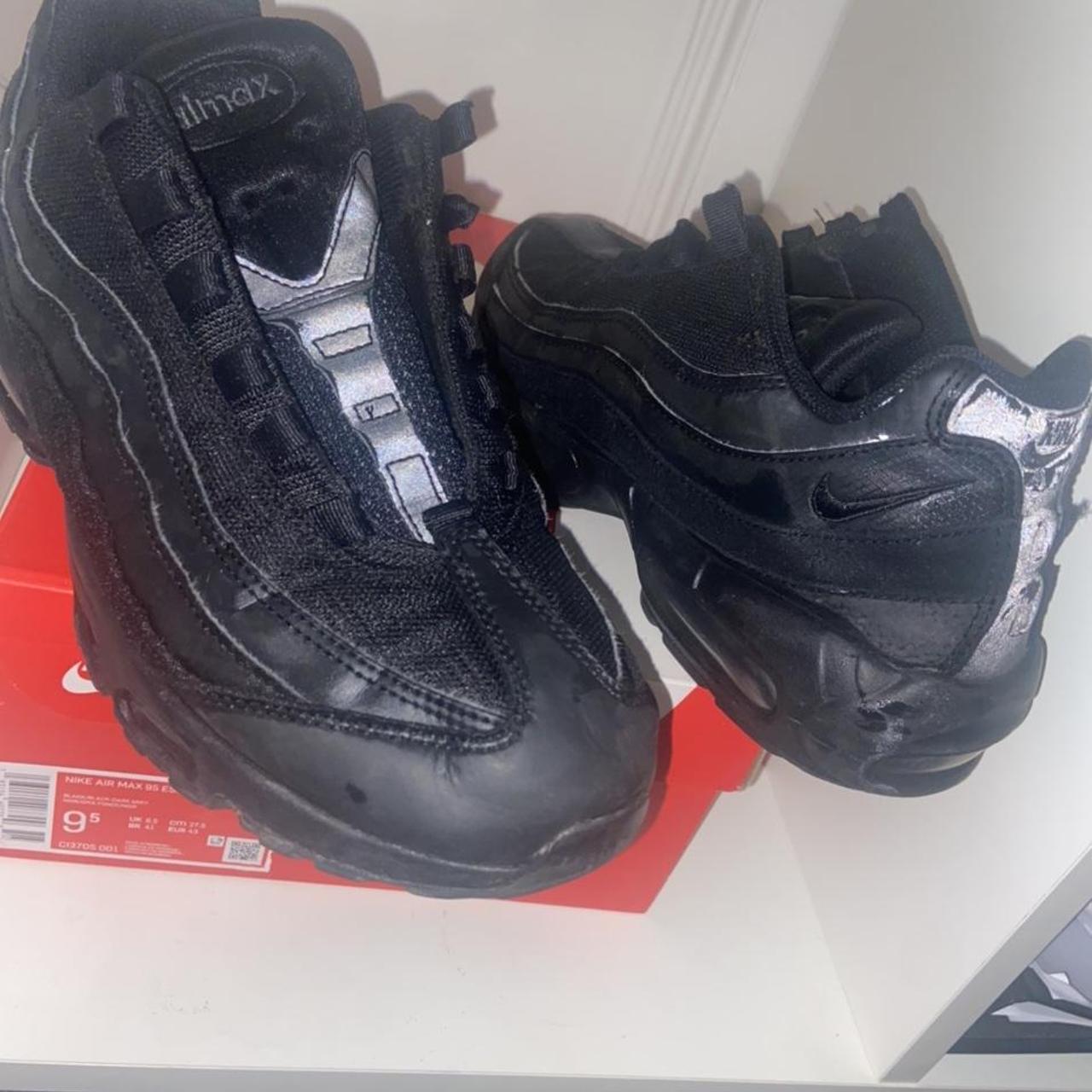 95s black and green