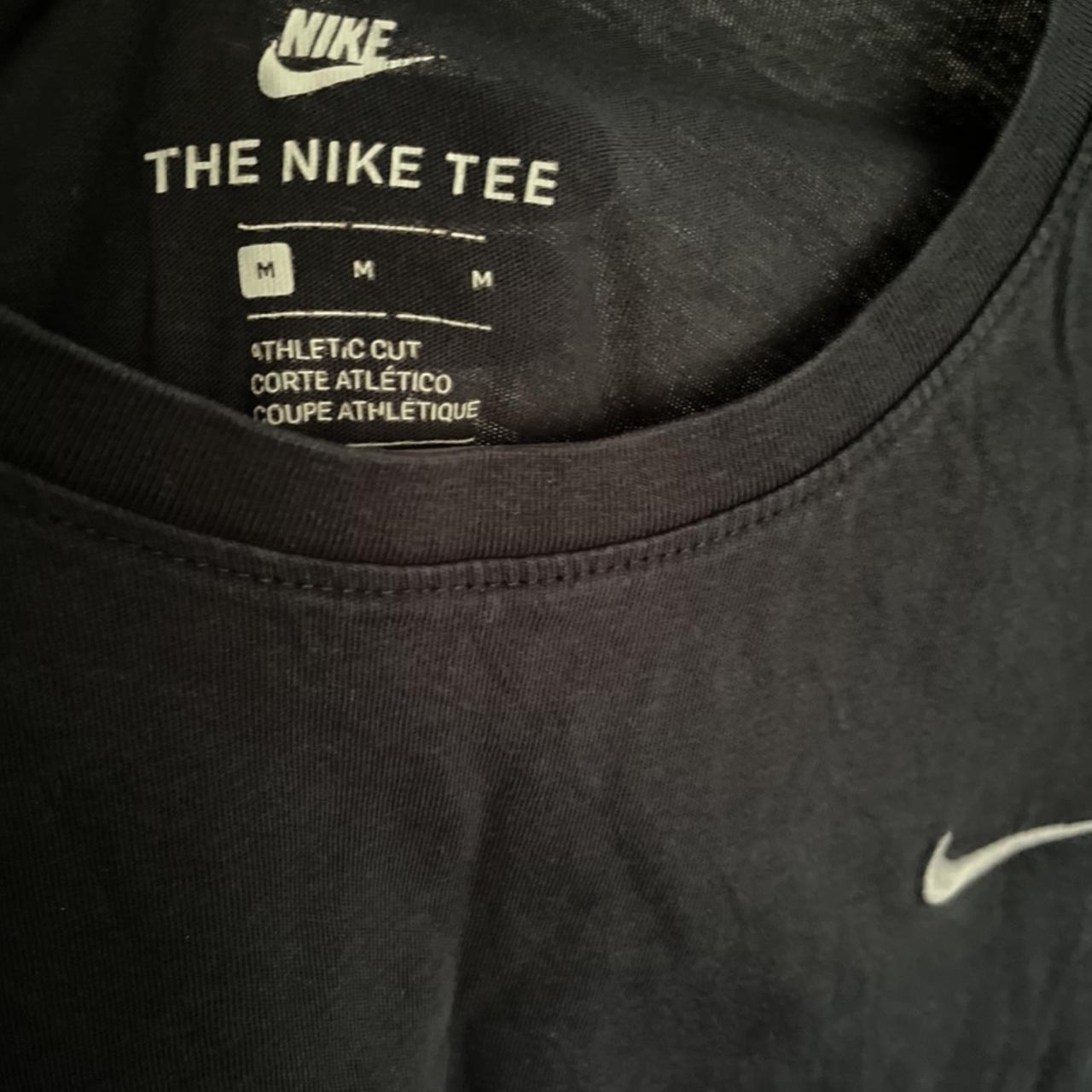 Nike Men's Navy T-shirt 