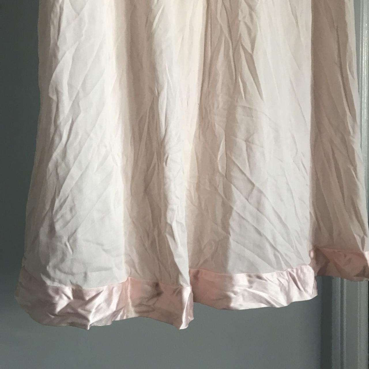 vanity fair light pink nightgown size medium no... Depop