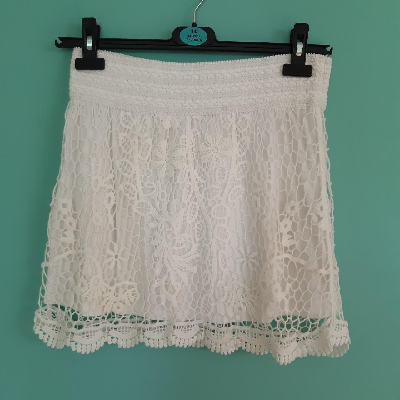 TOPSHOP WHITE CROCHET SKIRT Mini skirt with white Depop