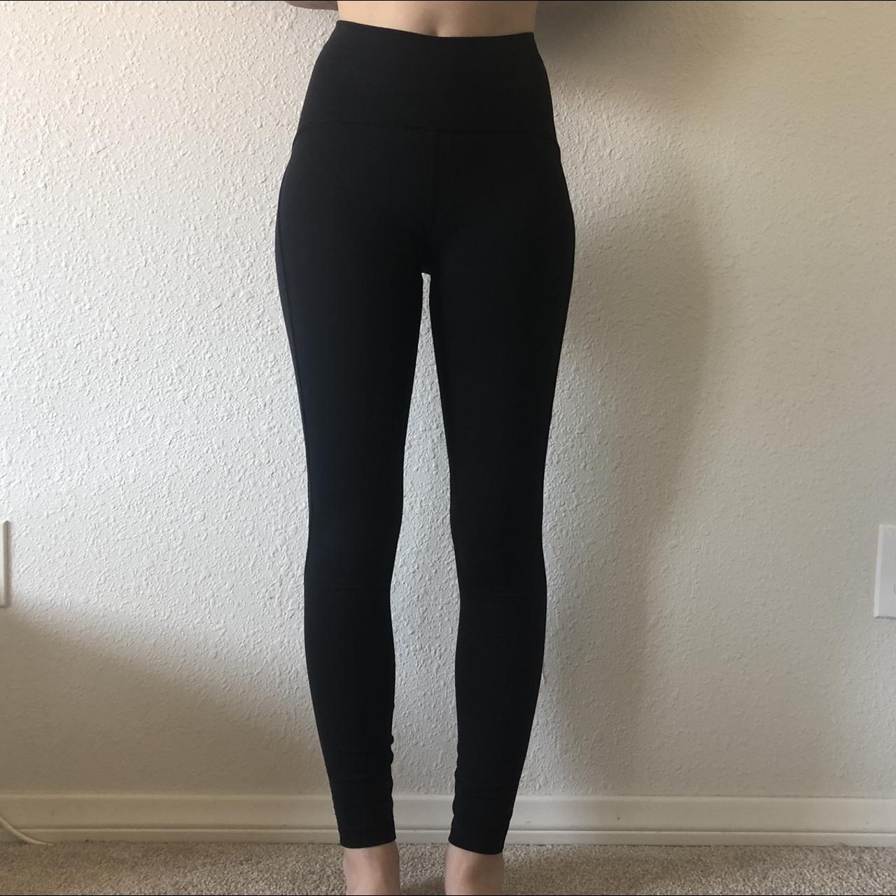 Lululemon Women's Black | Depop