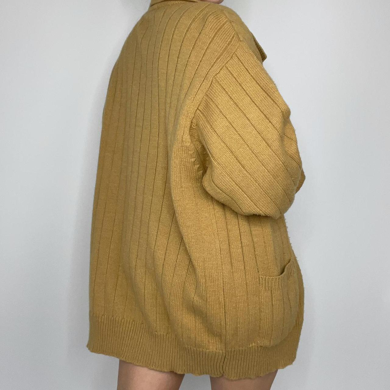 Product Image 3 - Knit chunky cardigan 🧸

90s mustard
