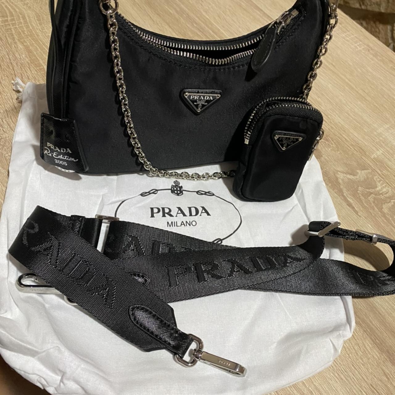 Bolso Prada re edition 2005. Muy buen conservado Depop