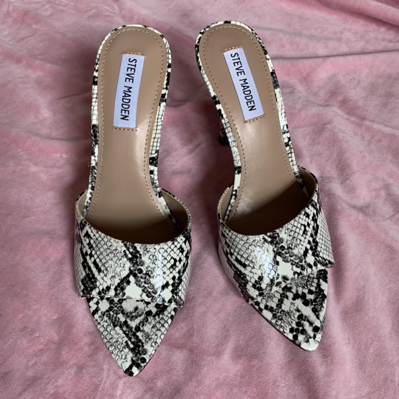 Steve Madden Snakeskin Glow In The Dark Heels Never Depop